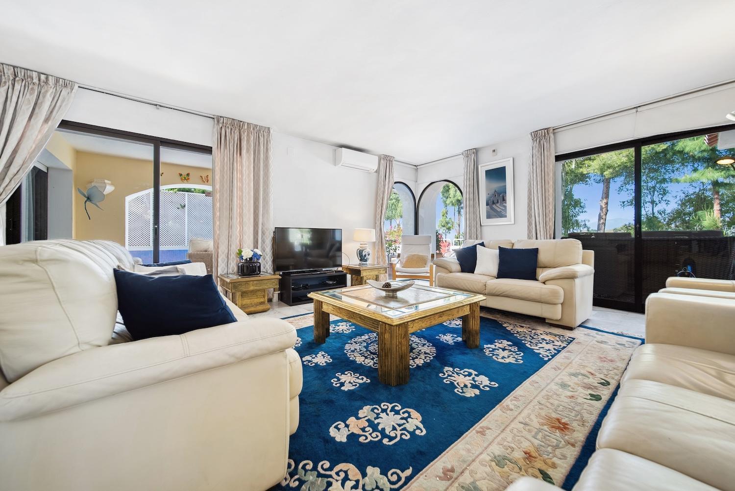 Luxury Living In Exclusive Rdr491 *