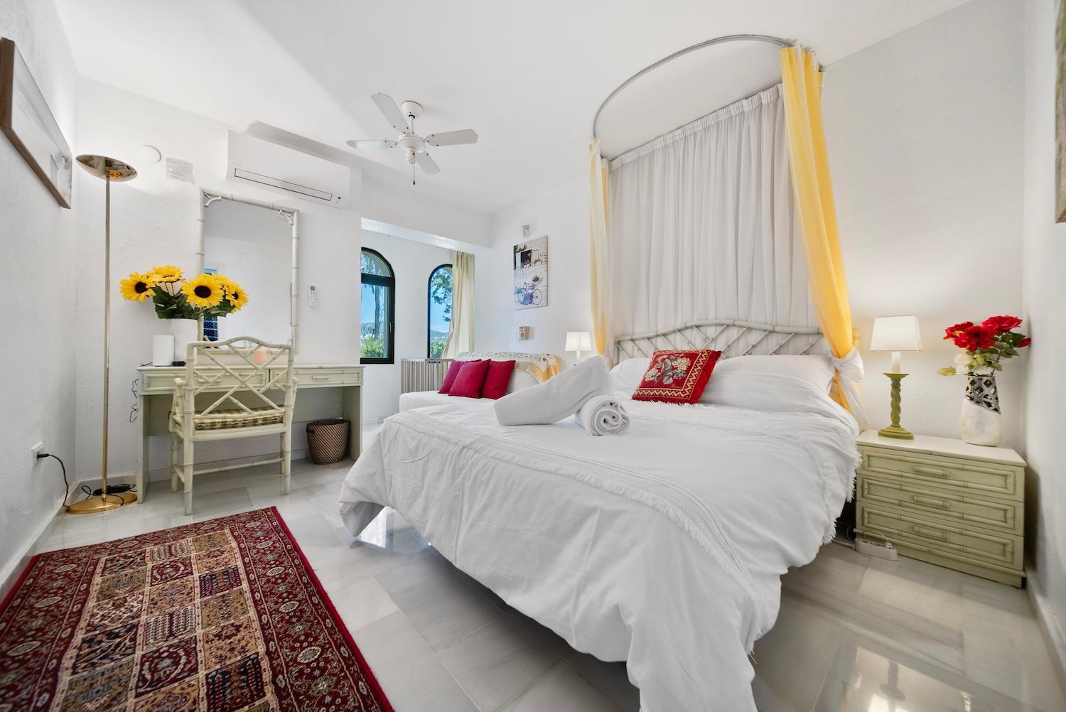 Luxury Living In Exclusive Rdr491 Villa Marbella