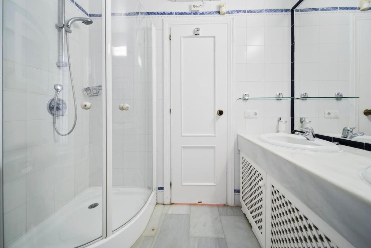Luxury Living In Exclusive Rdr491 Villa *