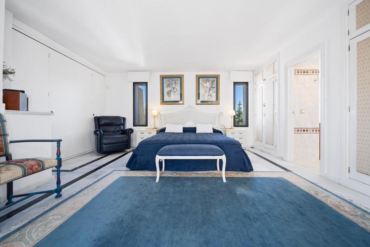 Luxury Living In Exclusive Rdr491 *