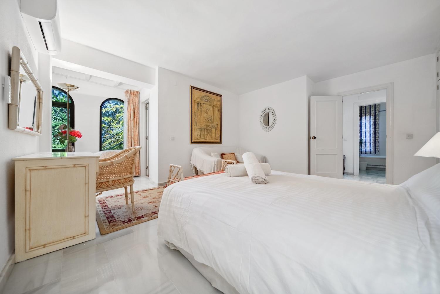 Villa Luxury Living In Exclusive Rdr491 *